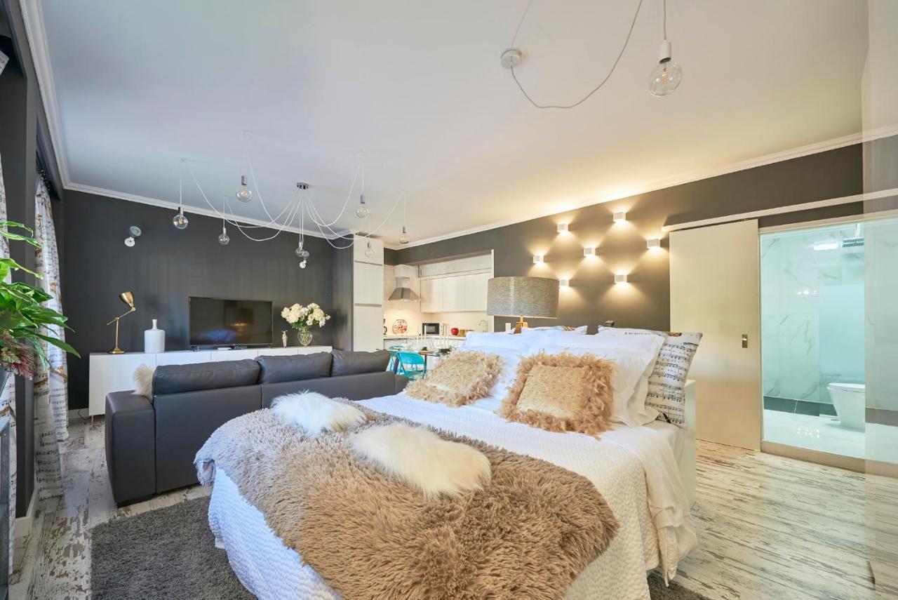 In Bed With Lisbon - Lux4You Taguspark Massama ภายนอก รูปภาพ
